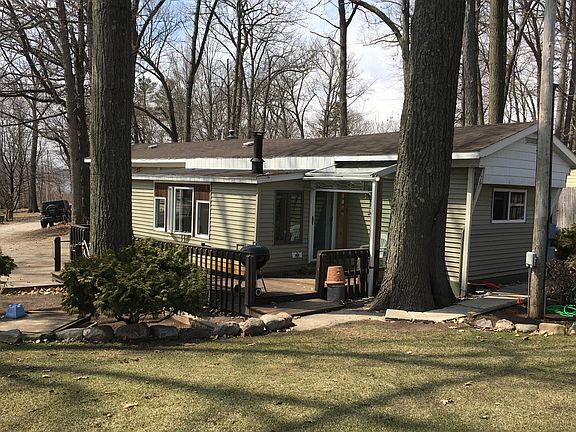 2nd image of 15193 Lincoln Lake Ave NE