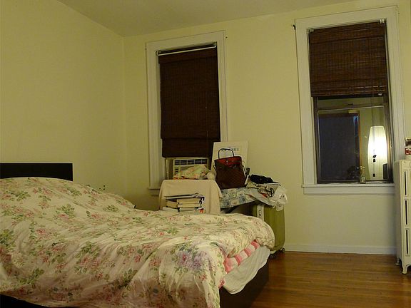 5th image of 4557 40th St APT 3F
