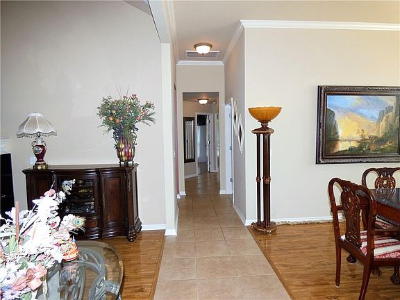 5th image of 6212 Roman Rd