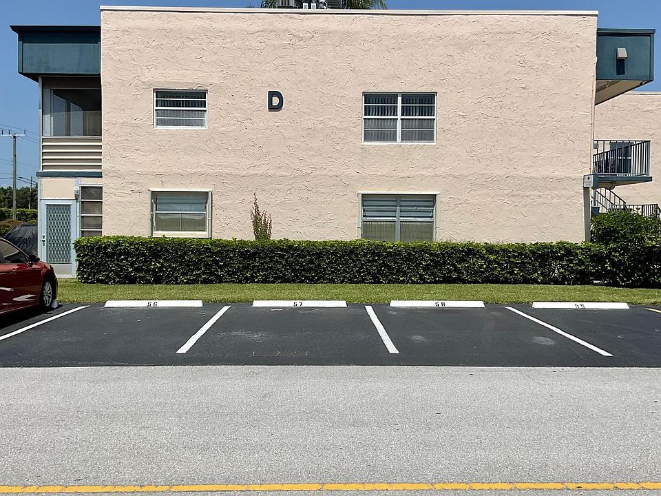 1st image of 192 Flanders Drive