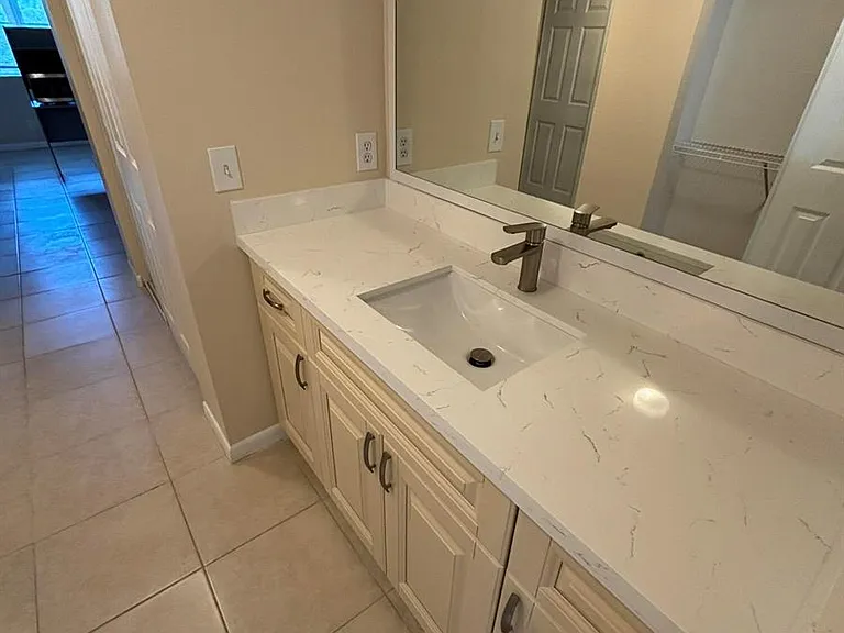 9833 Westview Dr #822 — Photo 7
