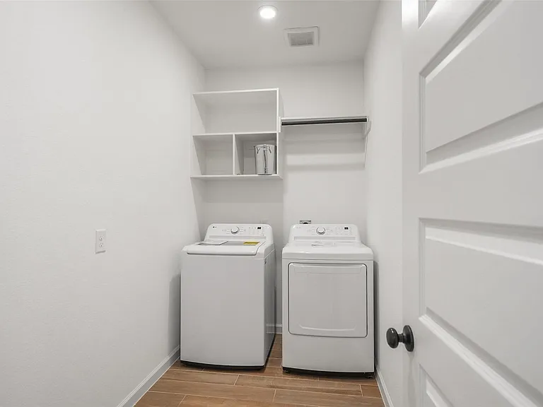 7420 Caprock Canyon Ln — Photo 21