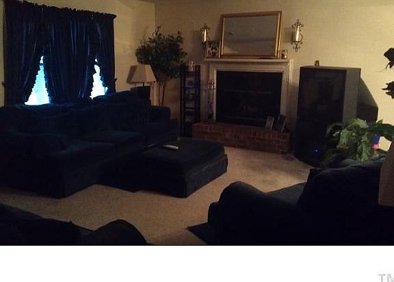 4th image of 128 Kelly Ct
