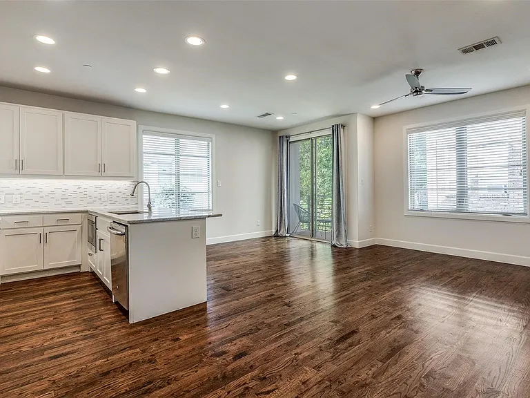 3205 Rosedale Ave #2 — Photo 9