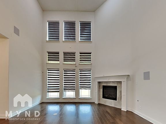 5th image of 5904 Painswick Dr