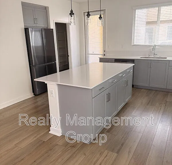 5480 Shorefront Dr #163 — Photo 10