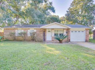 10011 Holsberry Rd, Pensacola, FL 32534