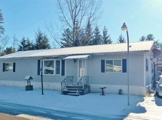 3 King Arthur Ct, Exeter, NH 03833