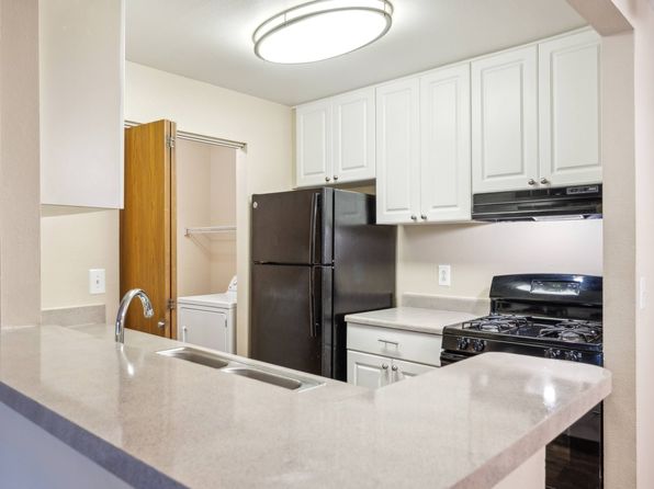 37255 S Woodbridge Cir #21-102