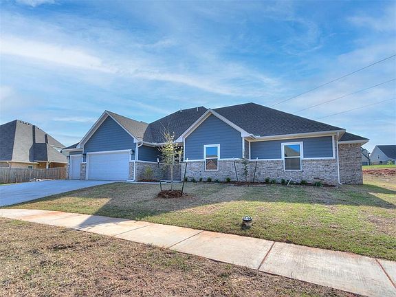 4th image of 14600 Toulon Ln