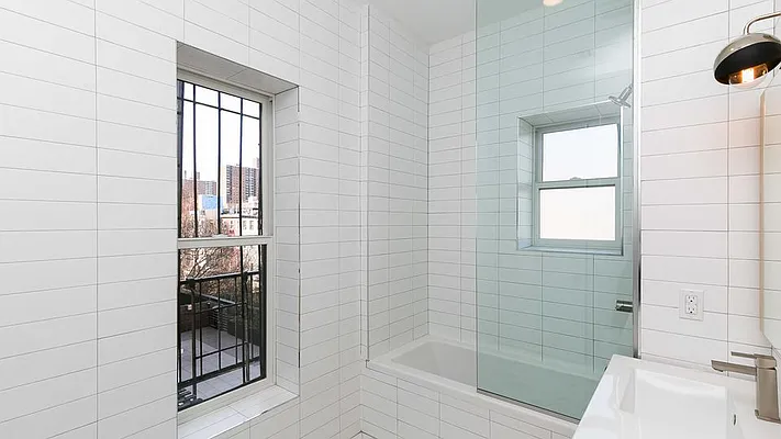 Rented by Nooklyn NYC LLC | media 33