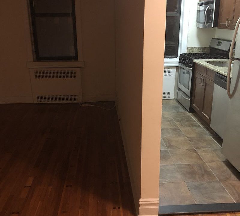 1st image of 4541 40th St Bsmt 2