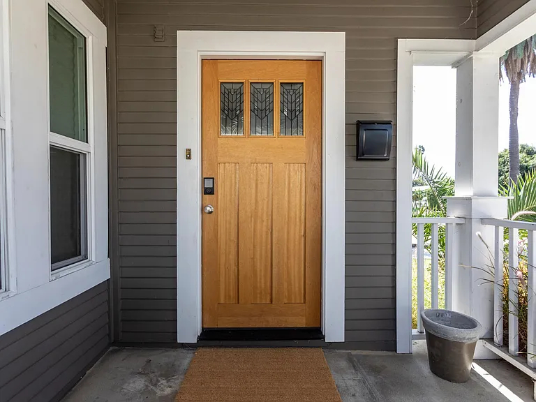2918 S Harcourt Ave — Photo 33