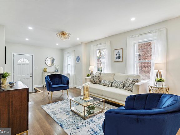 3rd image of 7234 Lawndale Ave