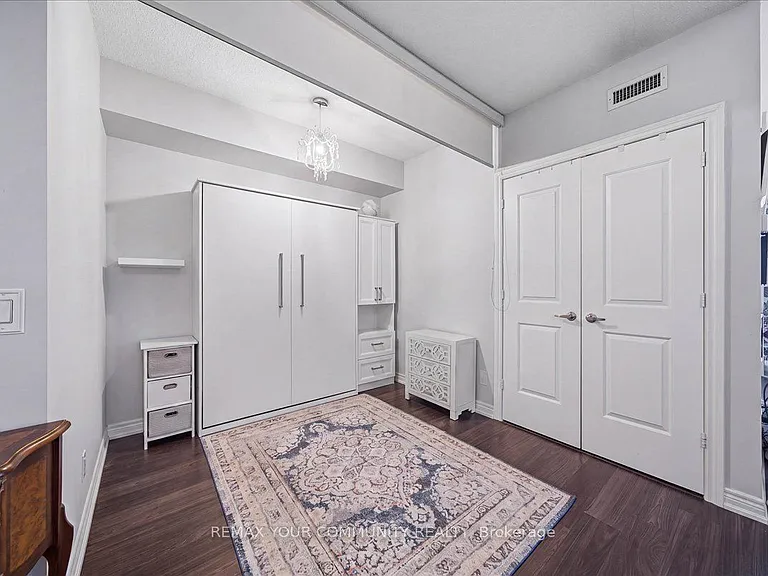 9245 Jane St #1109 — Photo 14