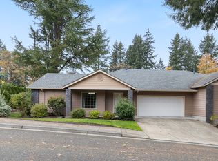 790 Hillcrest Dr NW, Salem, OR