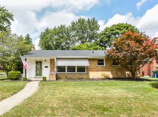 36896 Thinbark St, Wayne, MI 48184