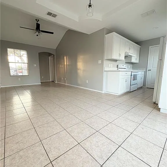 5204 Azalea Ave — Photo 3