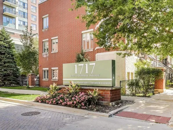 1717 S Prairie Ave APT 2301, Chicago, IL 60616