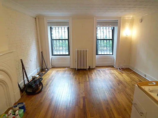 Rented by City Connections Realty | media 19