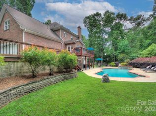 14824 Hickory View Ln, Charlotte, NC 28278