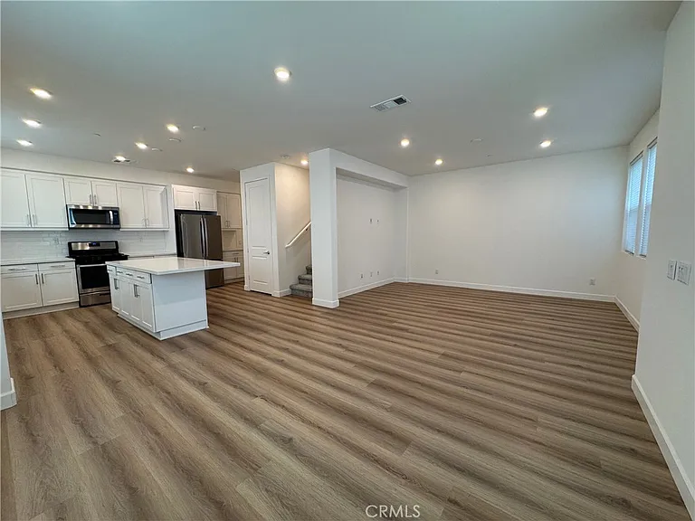 29 Lyric Way — Photo 3