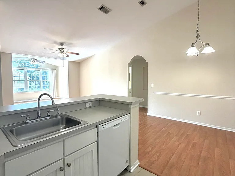 13810 Sutton Park Dr #320 — Photo 14