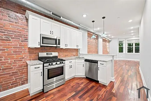 3220 W Diamond St #2 — Photo 7