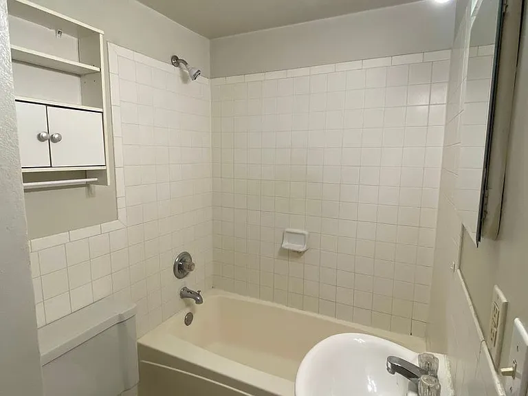 152 Maywood Avenue — Photo 6