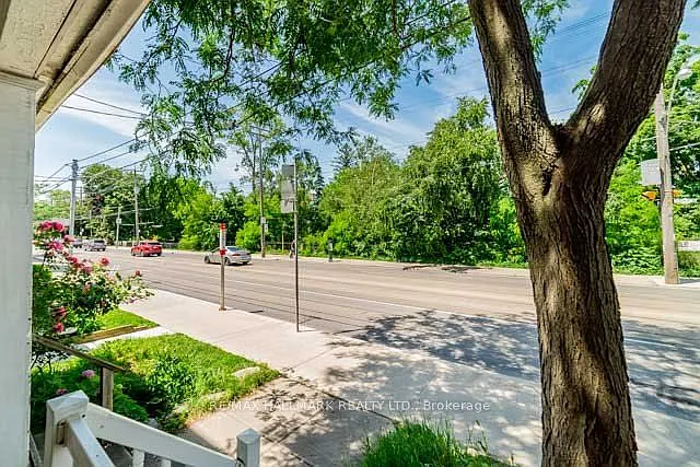 1481 Queen St E #UPPER — Photo 3
