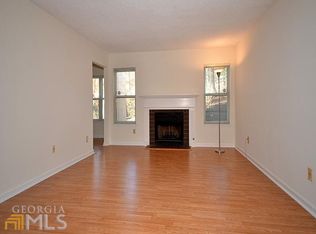 2002 Huntingdon Chase, Sandy Springs, GA 30350