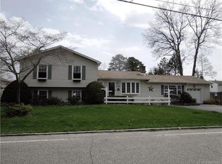 1113 Pacific Ave, Beachwood, NJ 08722