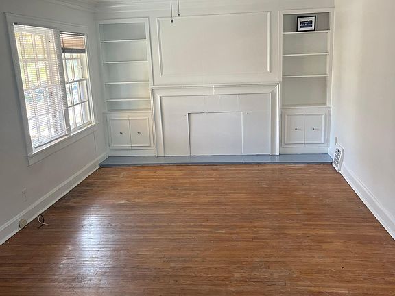 2nd image of 5128 Forest Ave