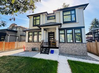 5561 Lancaster St #2, Vancouver, BC V5R4A6
