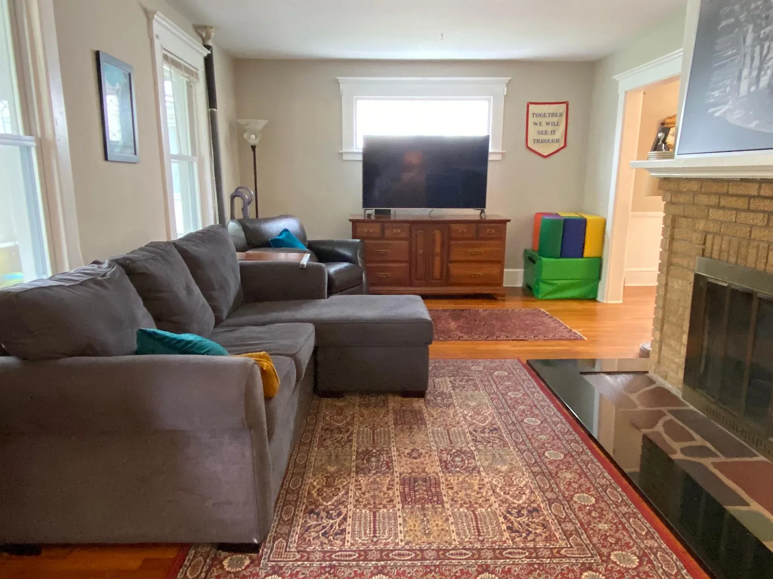 3 bed, 1.5 bath, 1500 sqft, $2,850 — Photo 3