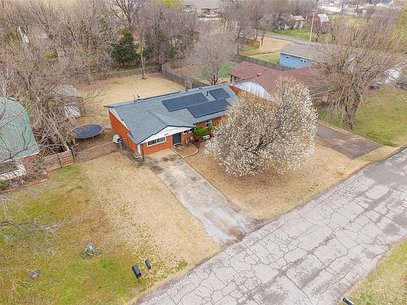 4th image of 817 S Pauline Ave