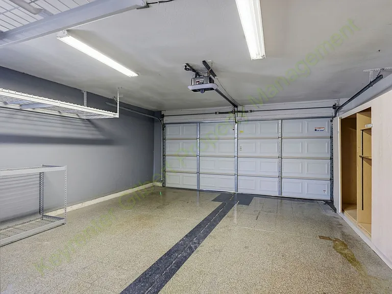 517 W Princeton Ave — Photo 15