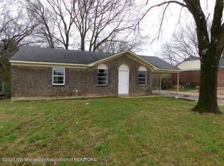 6116 Tulane Rd, Horn Lake, MS 38637