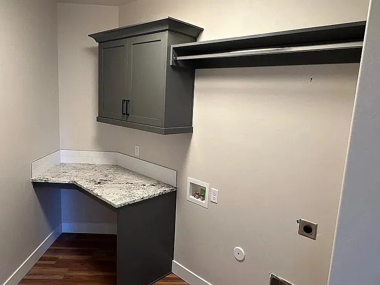 1105 SW Camille Dr — Photo 16