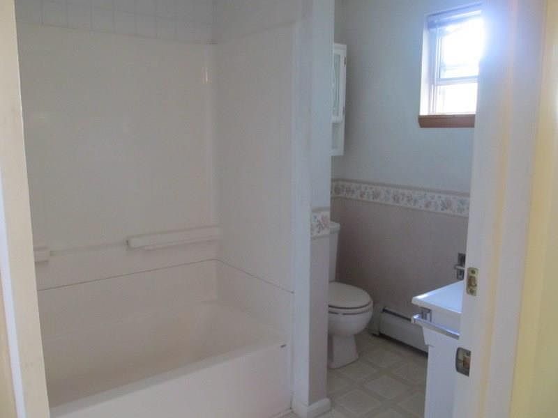 2nd image of 34 Hathaway St E APT 4