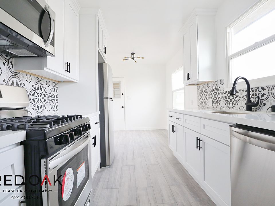 1st image of 2251 Merton Ave #3