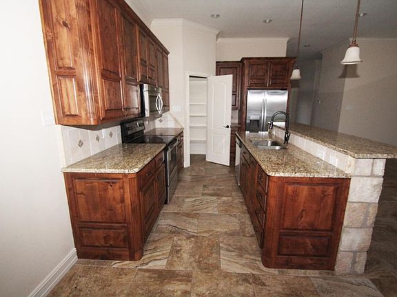 3rd image of 3934 Carrera Ln