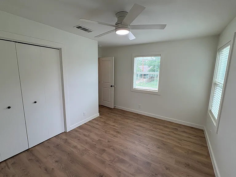bedroom #1