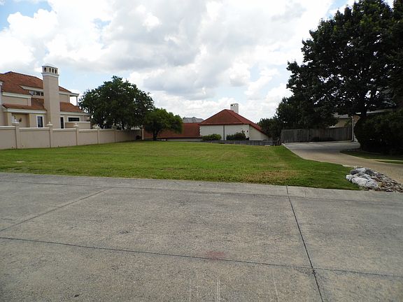0.33 acres
