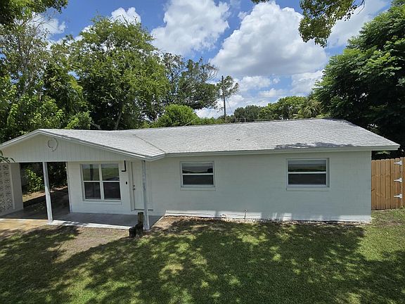 4th image of 506 Cambridge Cir