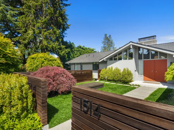 1514 Shenandoah Dr E, Seattle, WA 98112