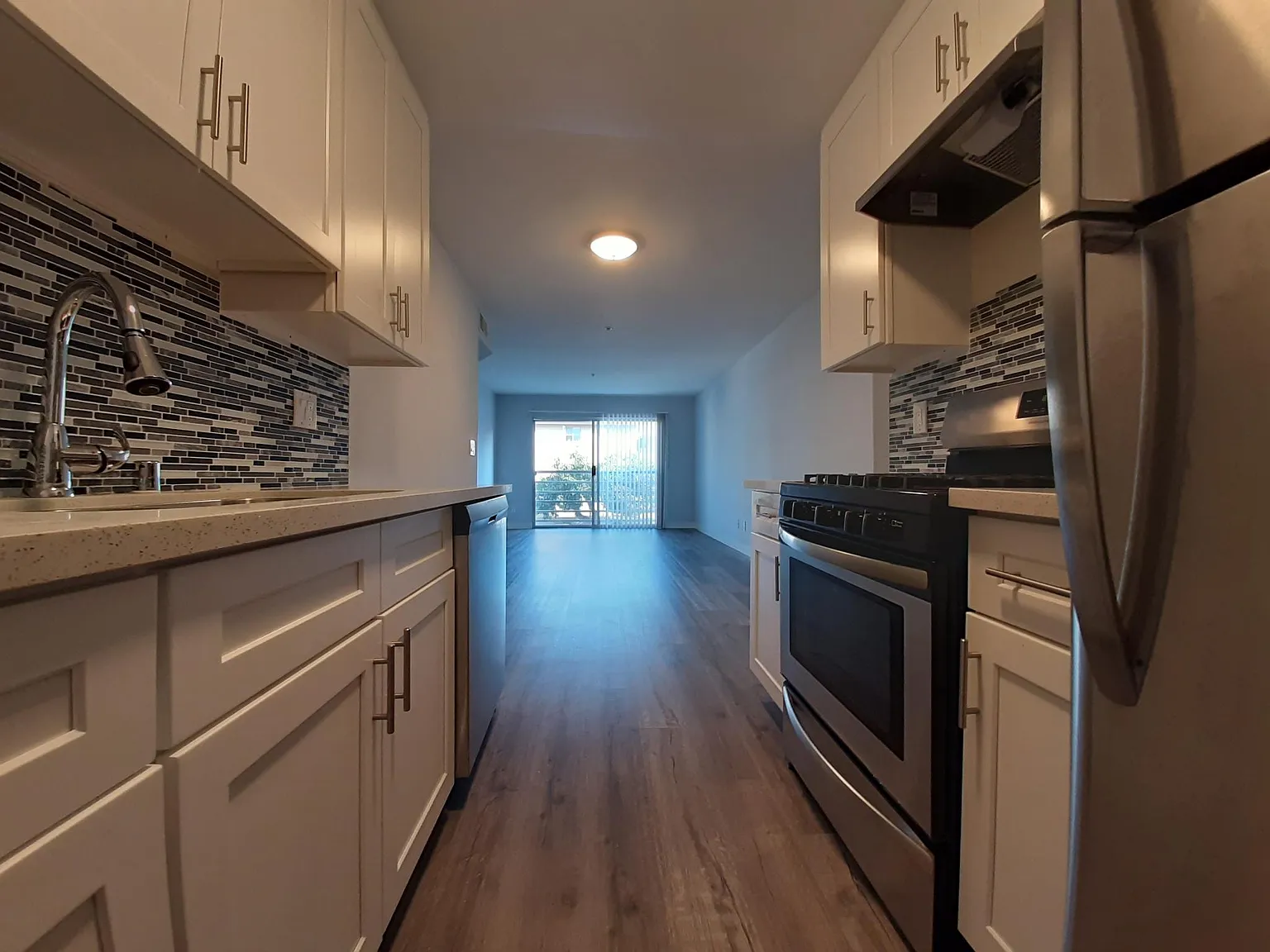 Edgemont Apartments — Photo 1
