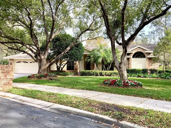 1707 Huntington Ct, Safety Harbor, FL 34695