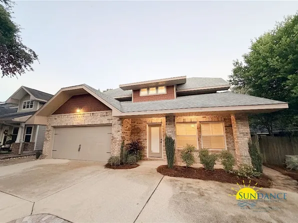 202 Alconese Ave SE, Fort Walton Beach, FL 32548