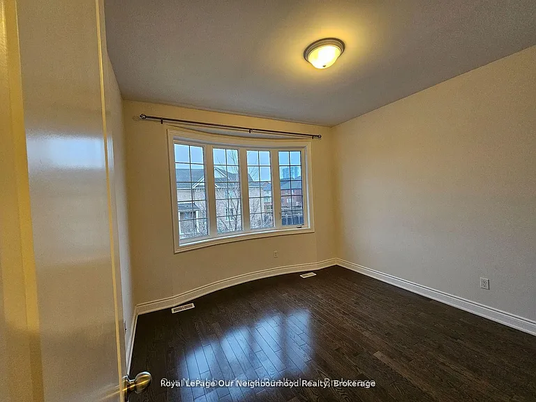 151 Presidial Ave — Photo 12